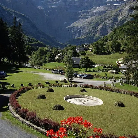 Vignemale Hotel