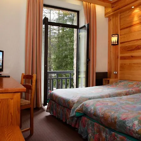 Vignemale غافارني